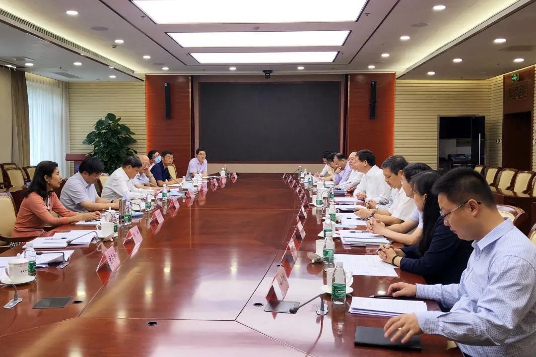 九游会最新线路
与广西壮族自治区举行工作座谈会1.jpg