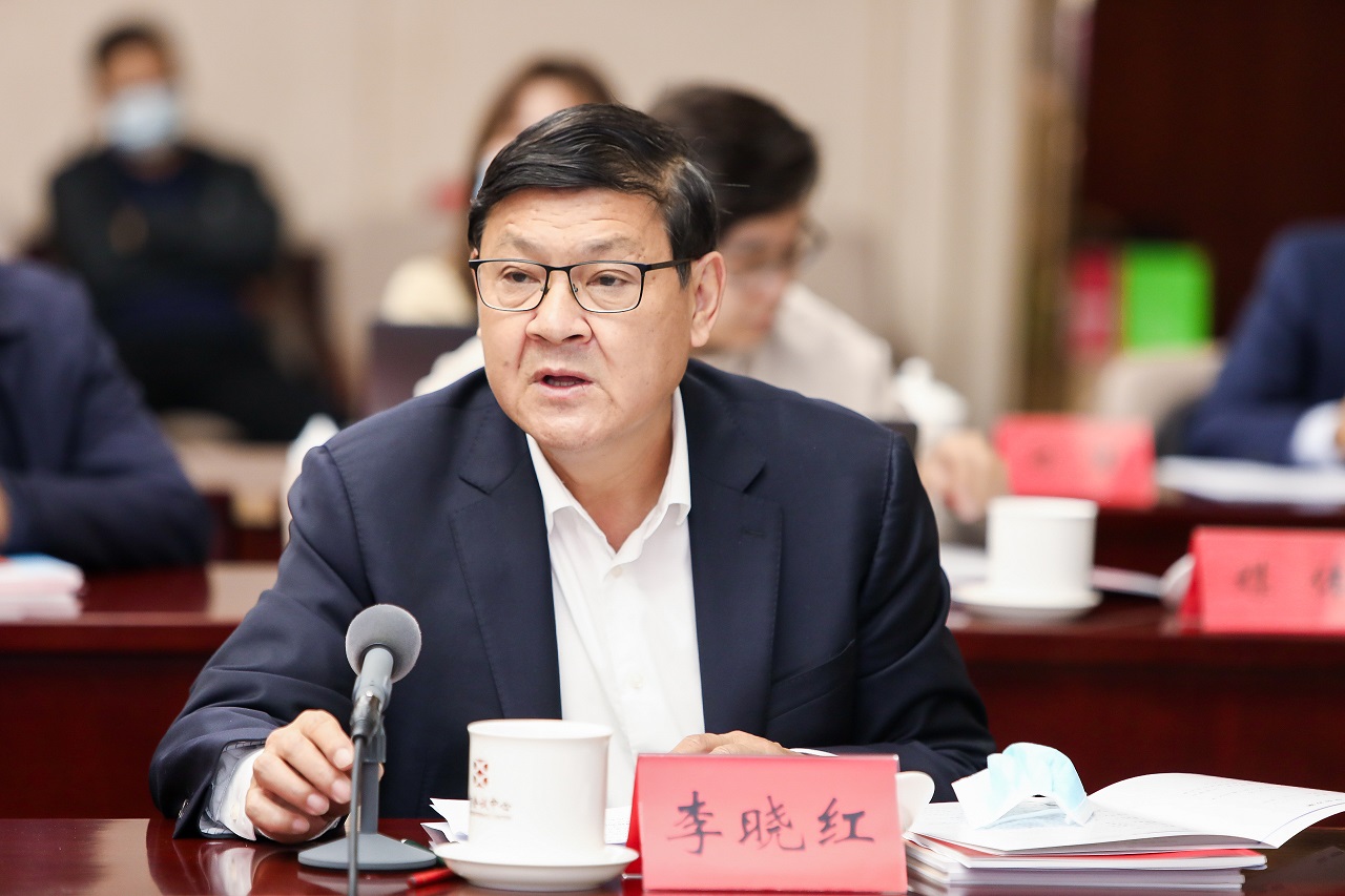 图为九游会最新线路
院长李晓红致辞.jpg