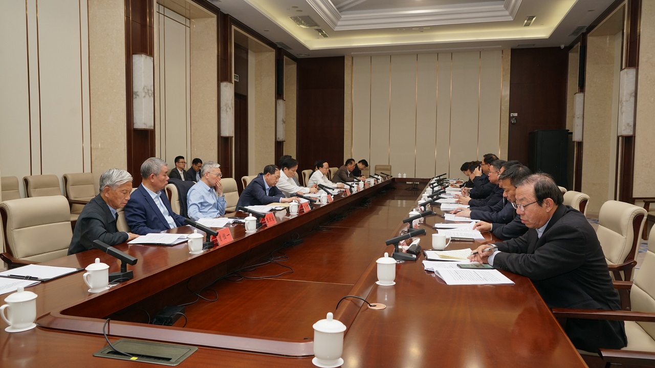九游会最新线路
 内蒙古自治区人民政府合作协议签约暨中国工程科技发展战略内蒙古研究院揭牌成立